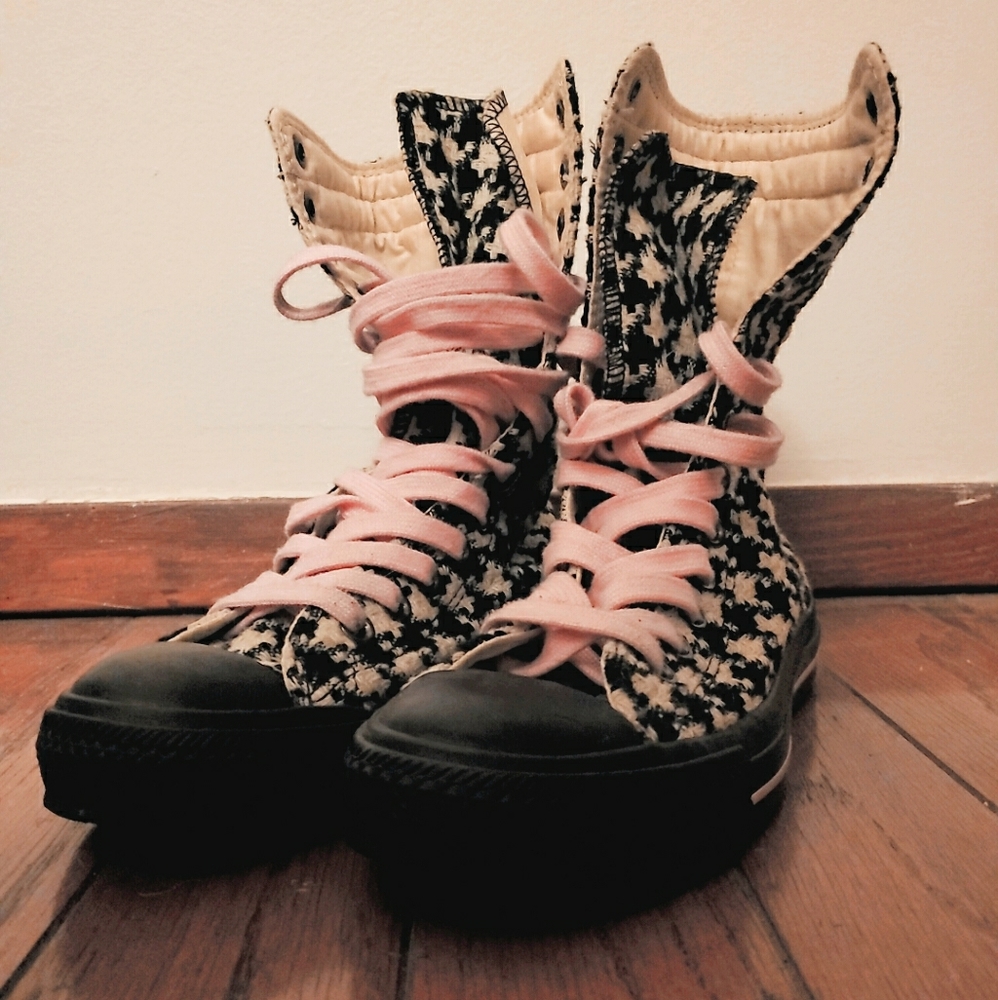 SOLD! Pastel Pink Houndstooth Converse!